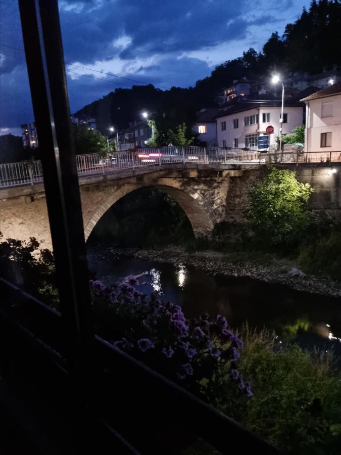 Къща За Гости Тони Zlatograd Exterior foto